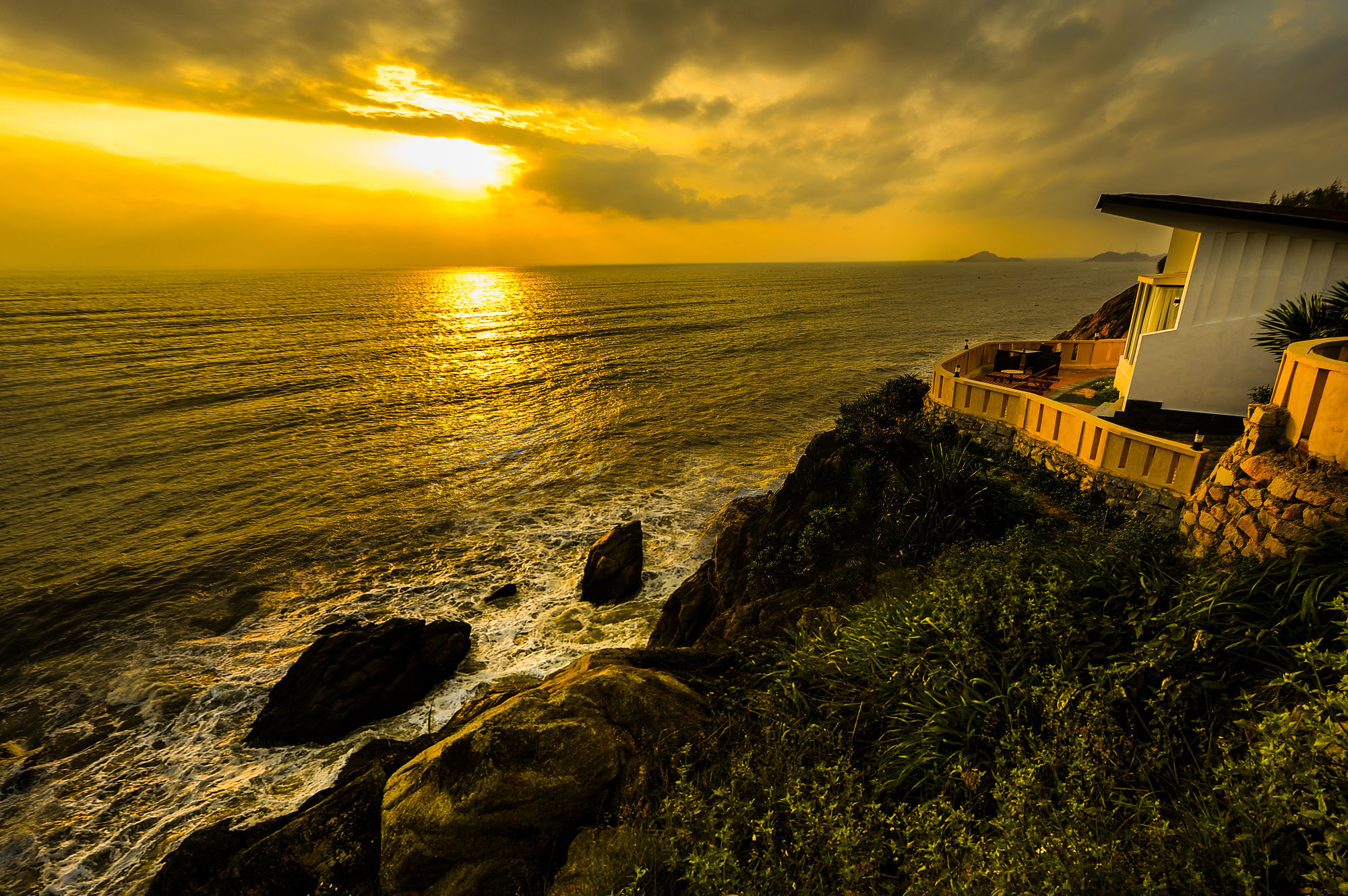 Aurora Villas And Resort Quy Nhon Bagian luar foto